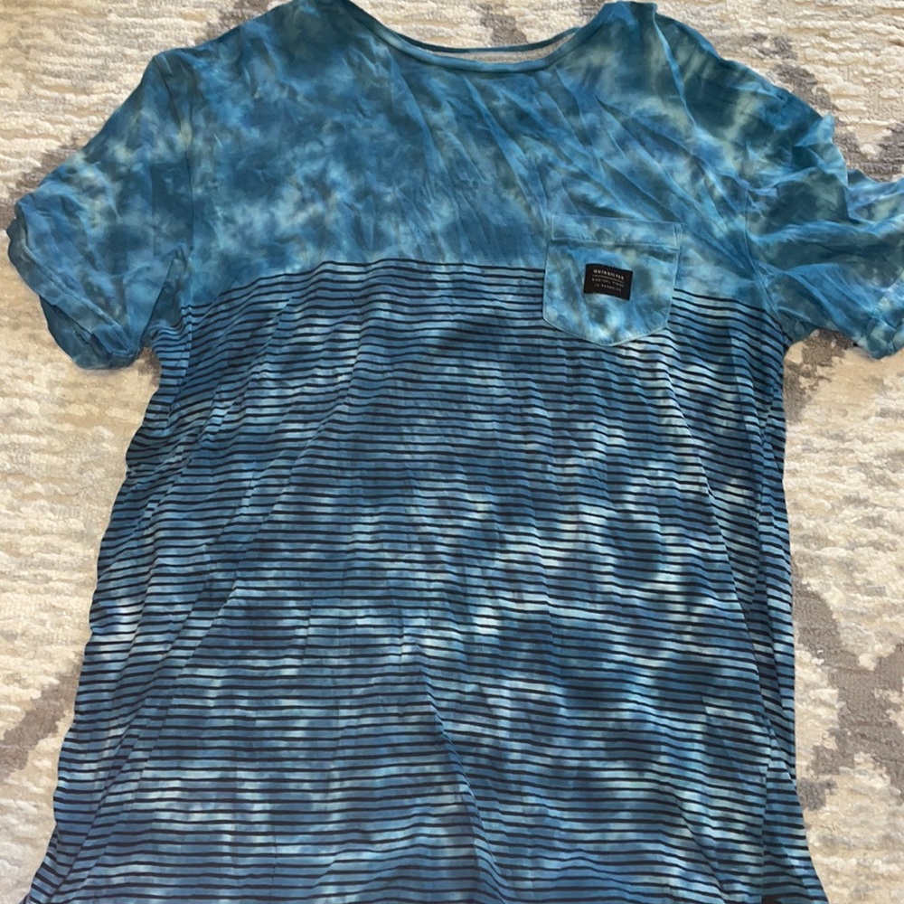 Quicksilver tshirt